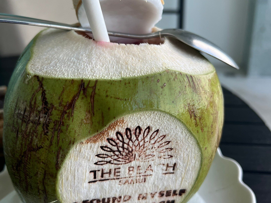 苏梅岛海滩酒店主图