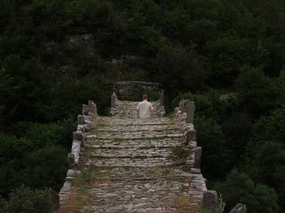Bridge of Plakidas-Zagorohoria必去景点