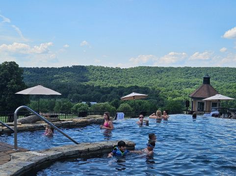 Grand Cascades Lodge-旅行者
