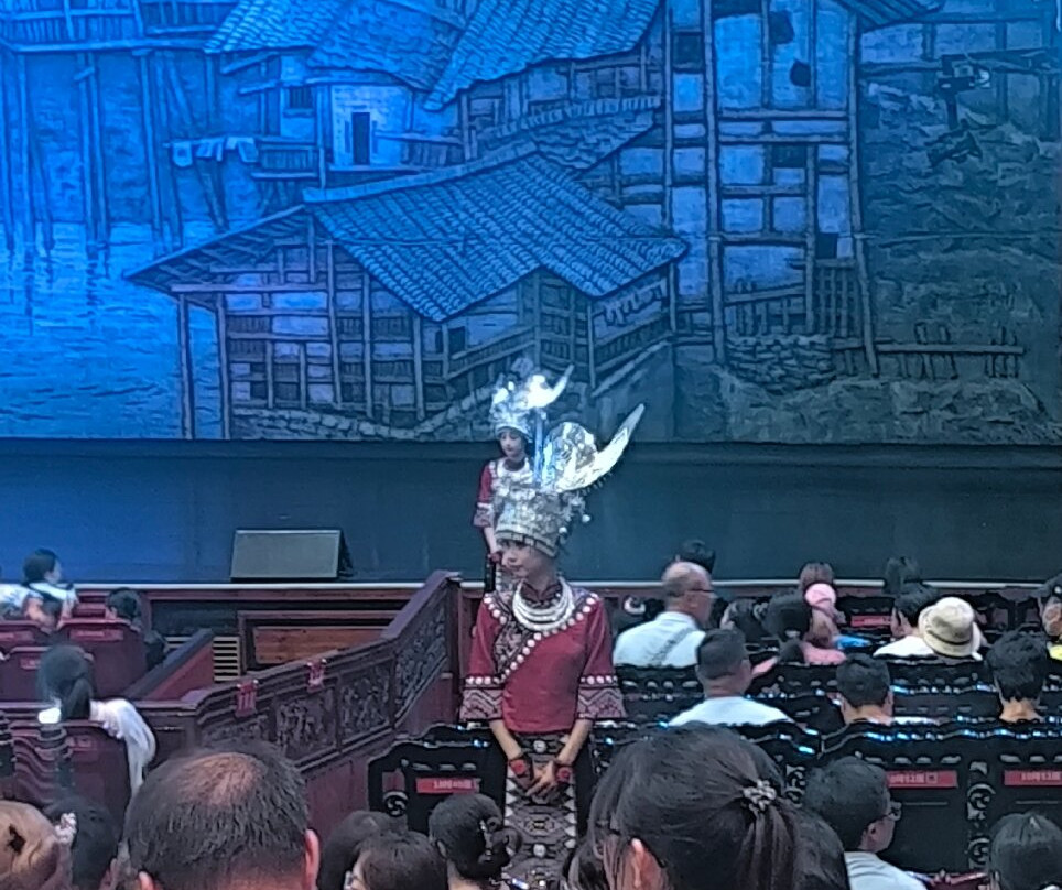 魅力湘西大剧院-张家界市必去景点