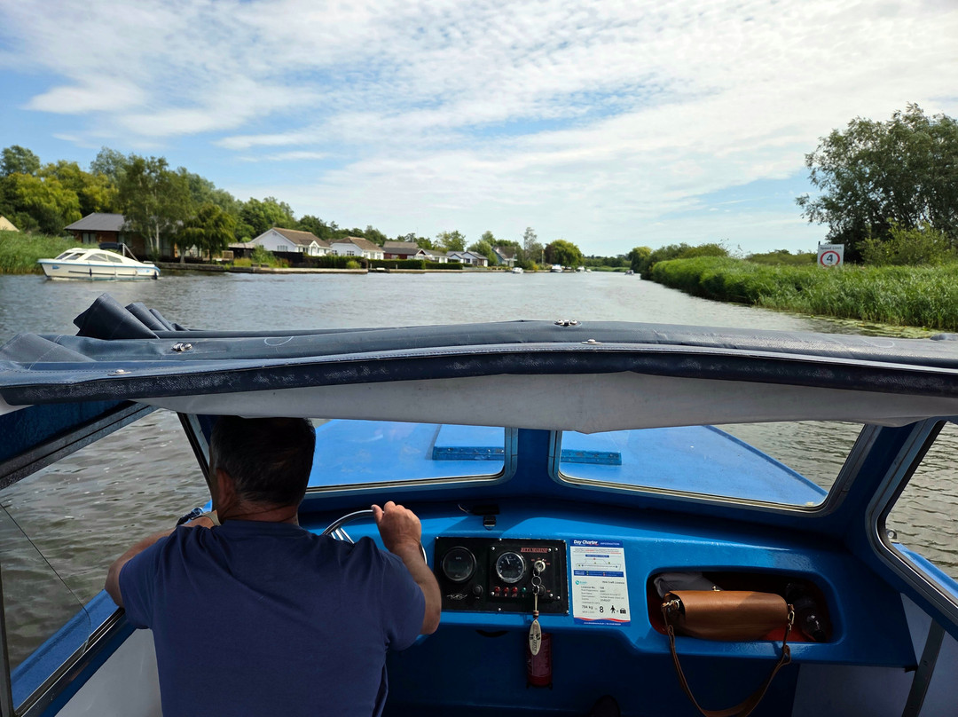 Broads Tours River Trips-罗克瑟姆必去景点