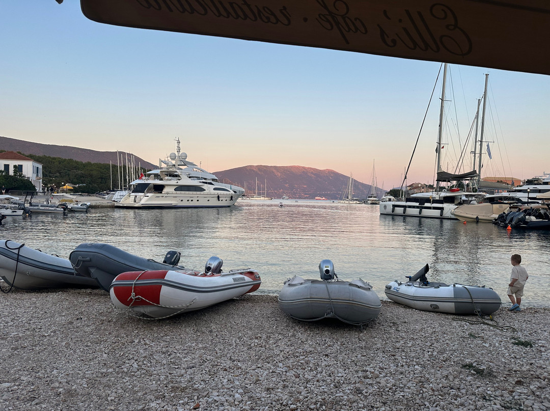 Nisos Yacht Charter-Nidri必去景点