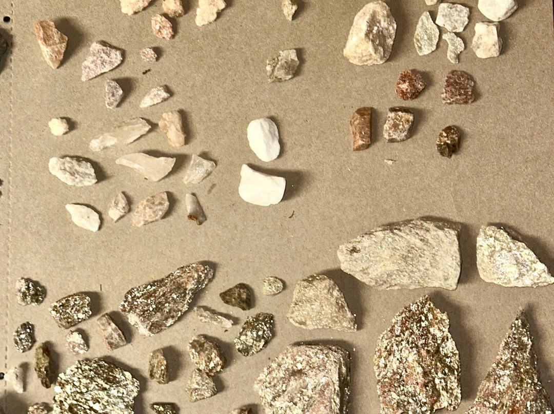 Princess Sodalite Mine Rock Shop-班克罗夫特必去景点