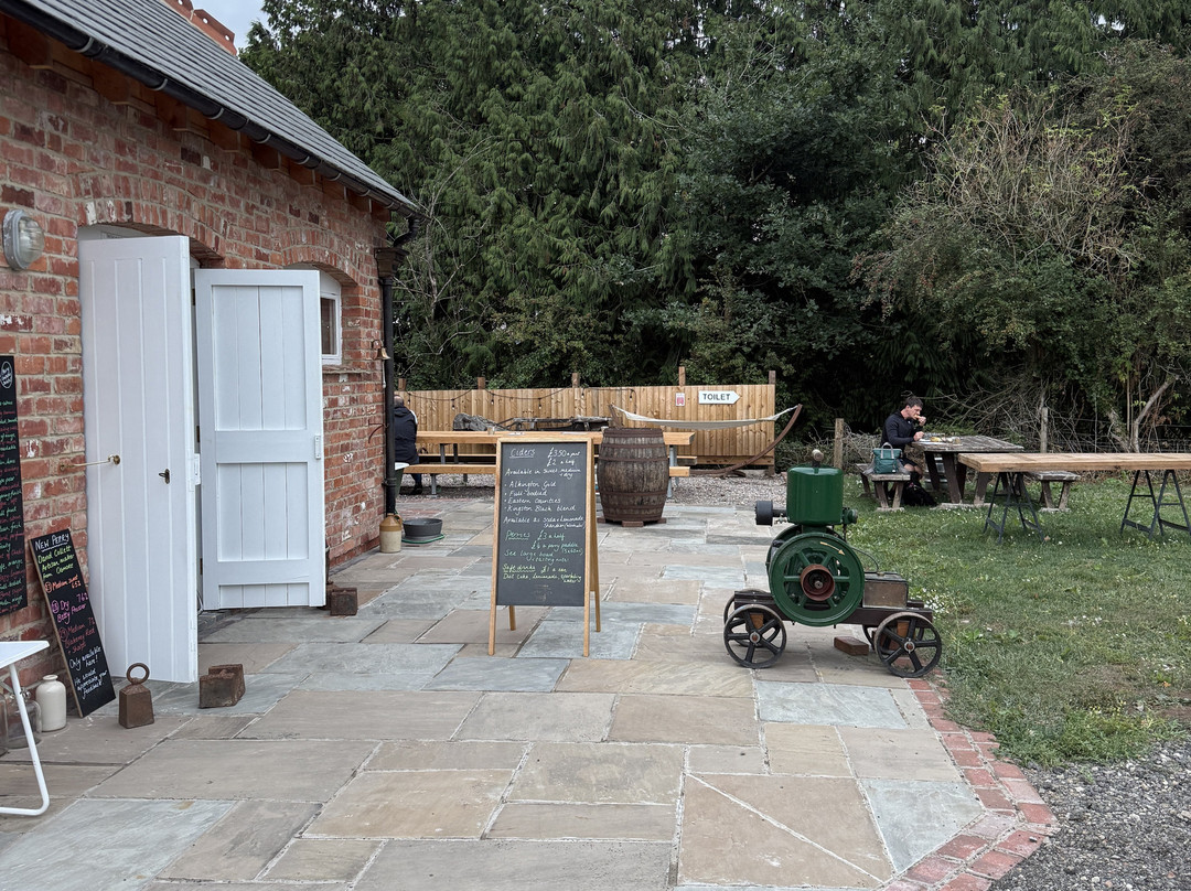 Alkington Cidery-Wotton-under-Edge必去景点