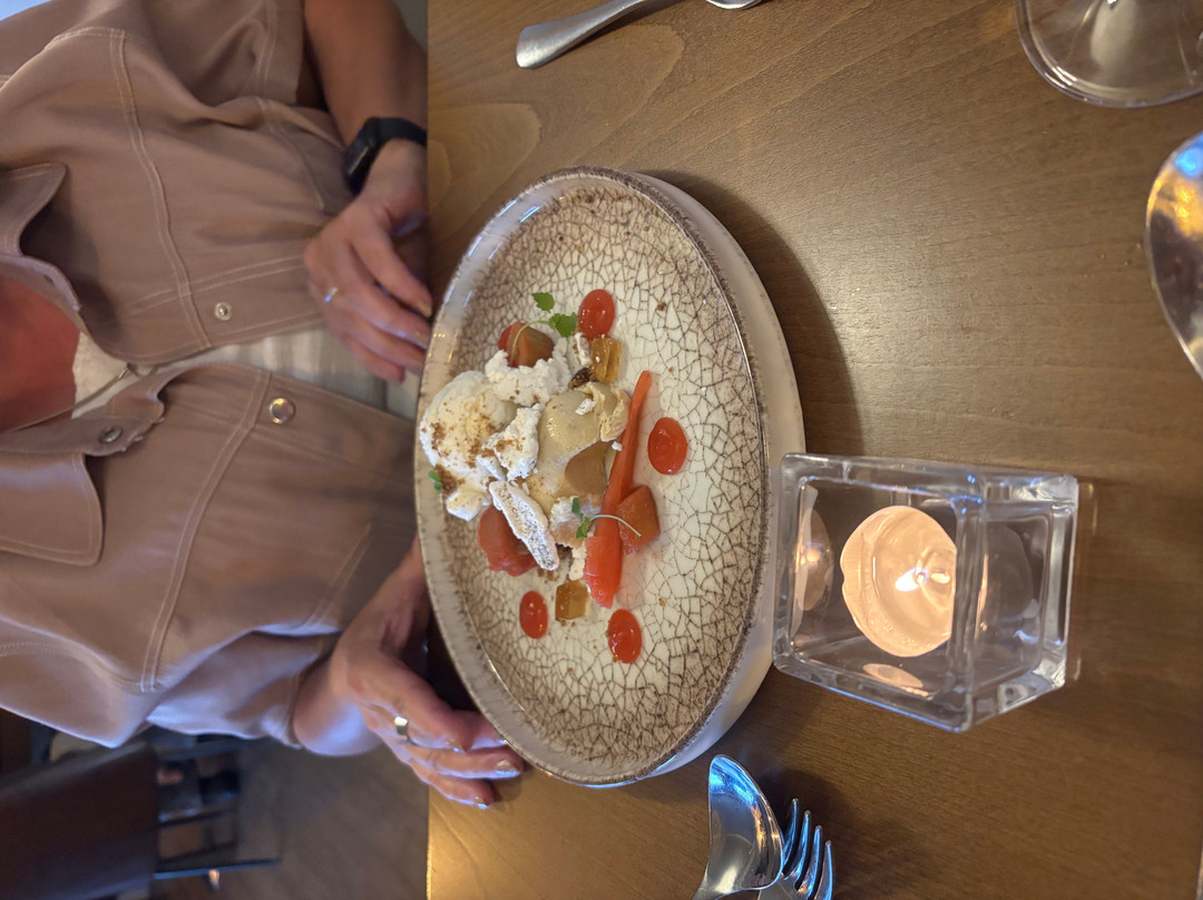 马歇尔草地乡村之家酒店主图