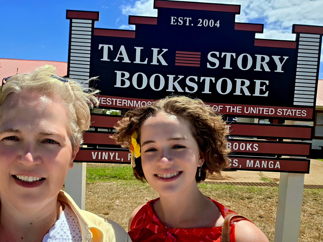 Talk Story Bookstore-哈纳佩佩必去景点