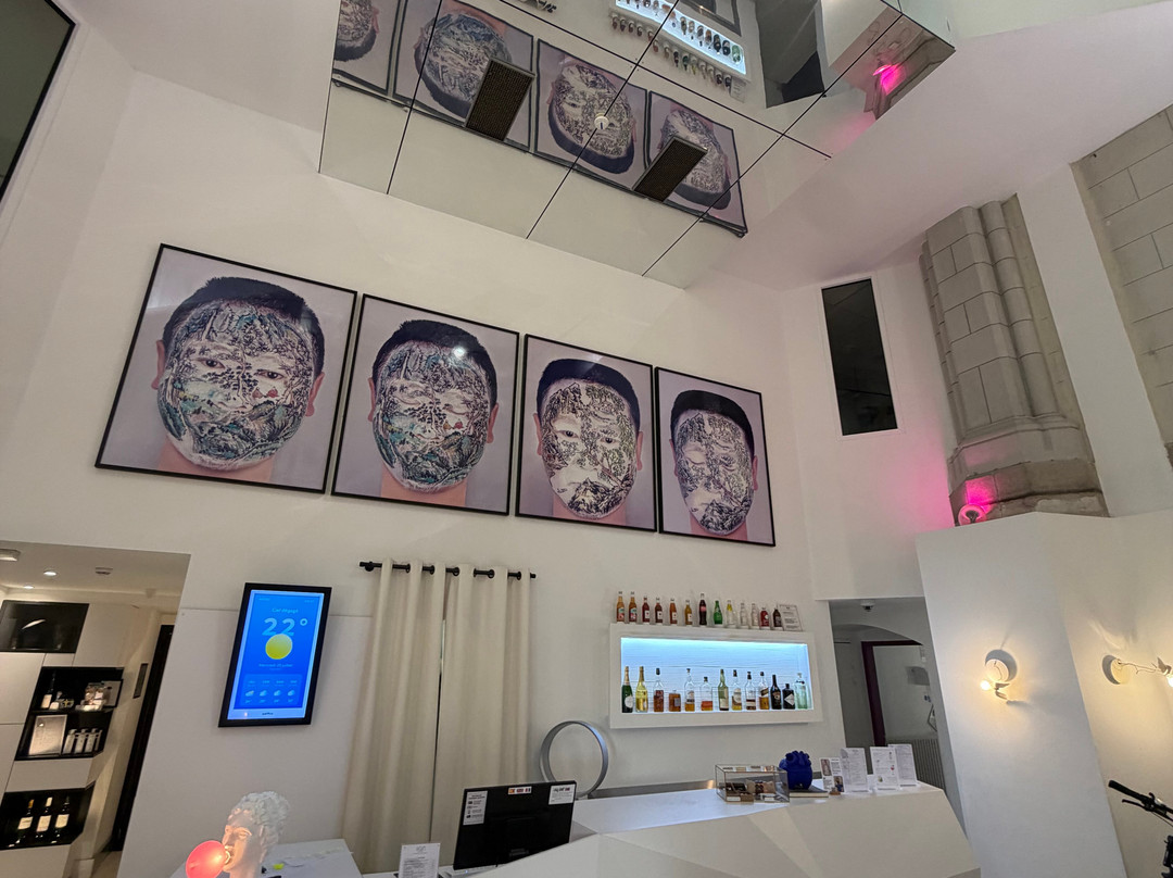 索佐酒店主图