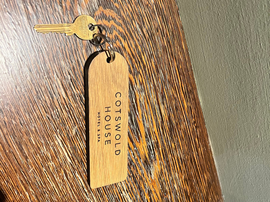 科茨沃尔德水疗酒店主图