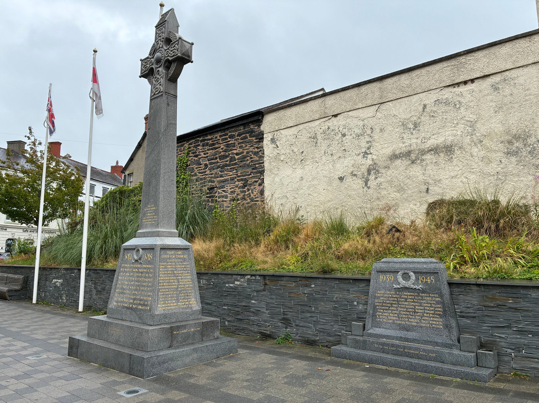 Llangollen War Memorial-兰戈伦必去景点