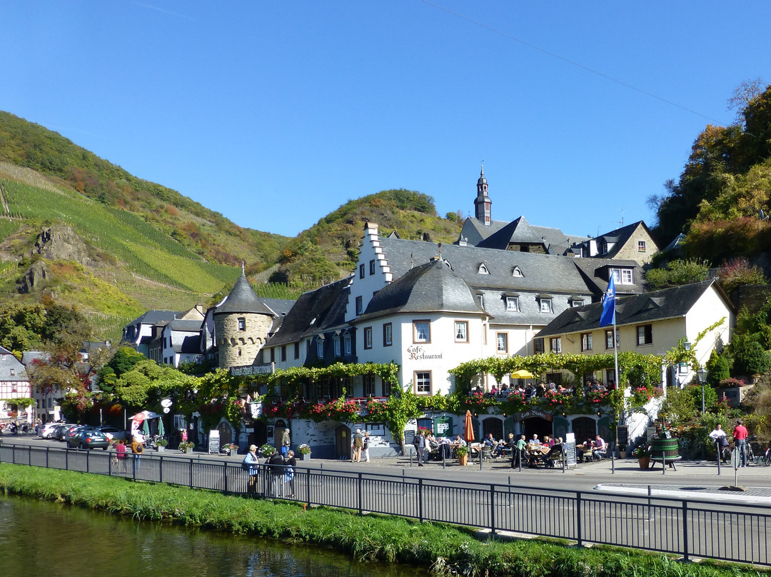 Hotel Haus Burg Metternich