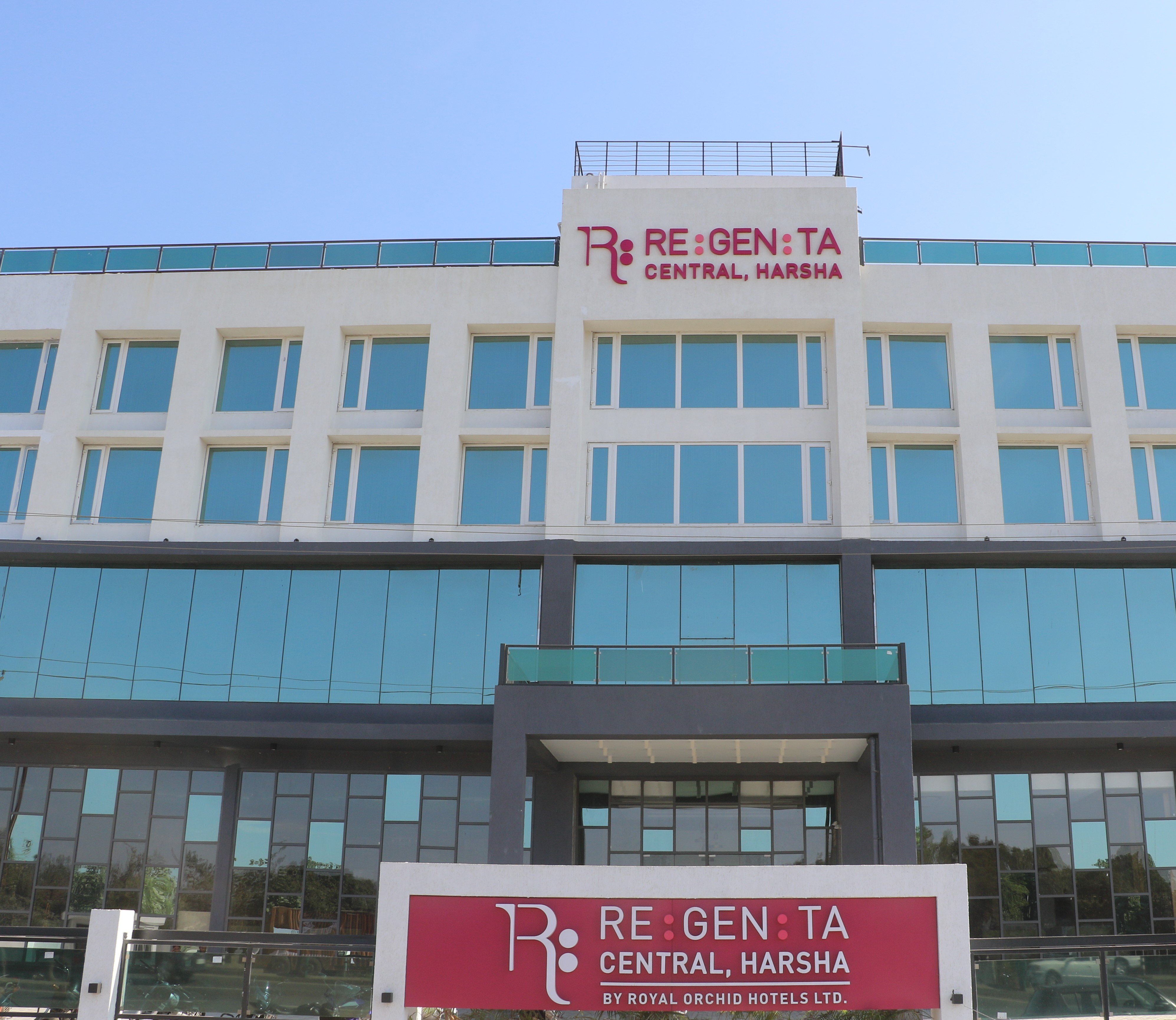 Regenta Central Harsha Vapi-官方