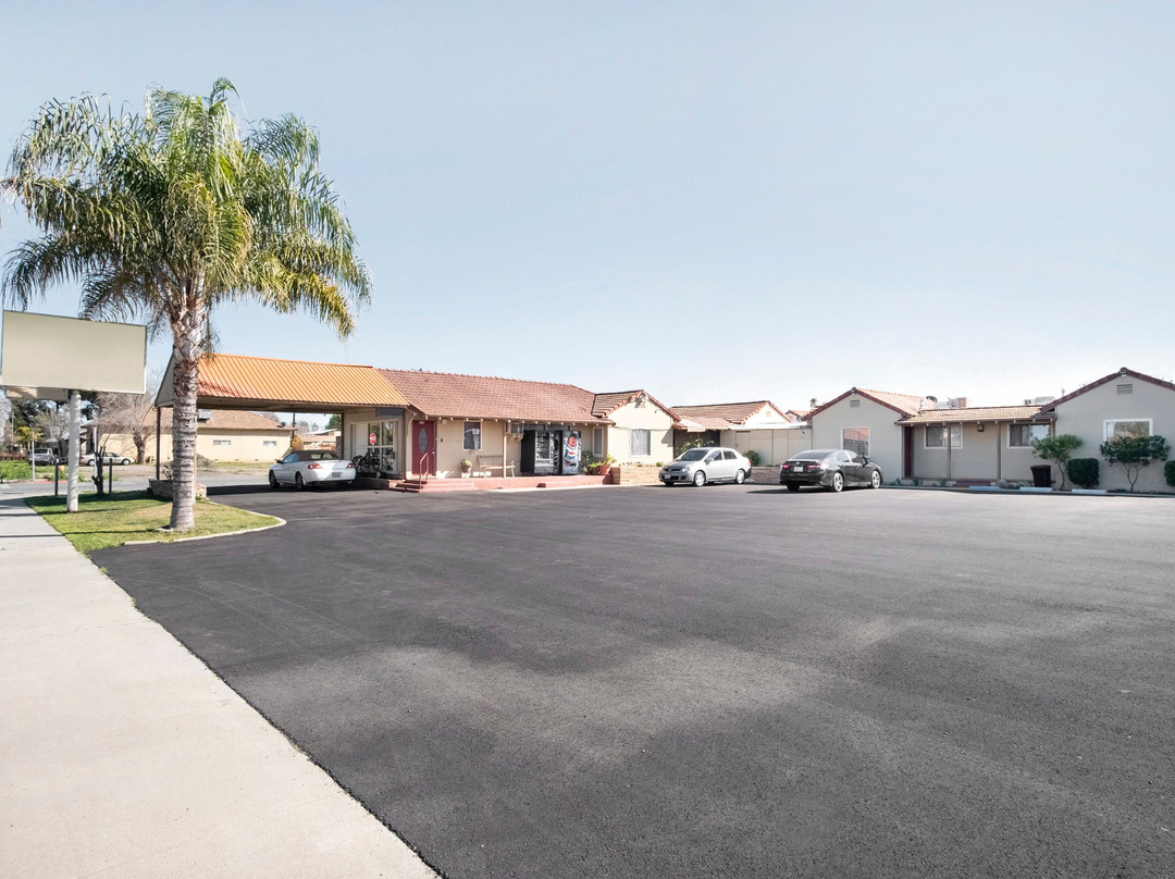 Coalinga Motel