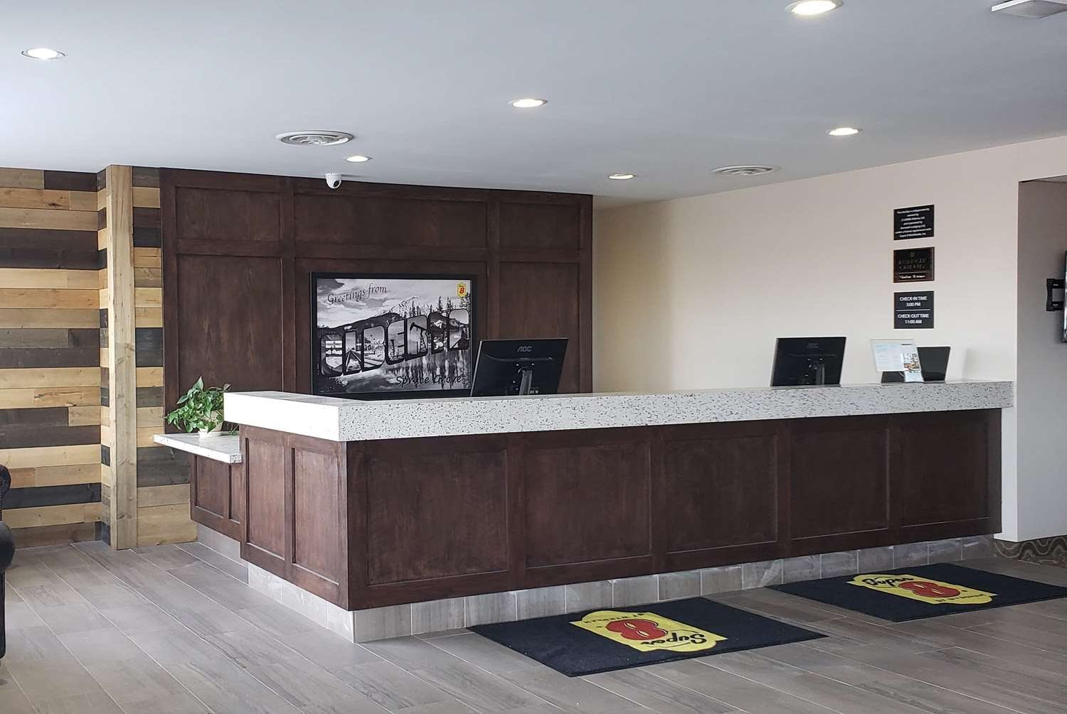 Super 8 by Wyndham Spruce Grove-官方