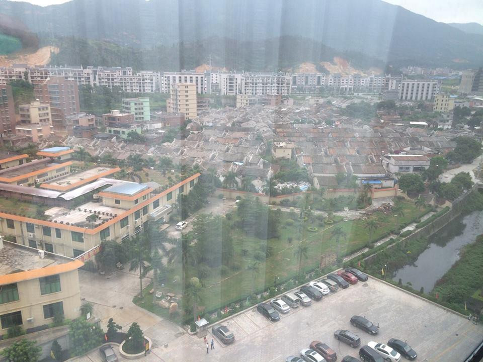 黄金国际假日酒店