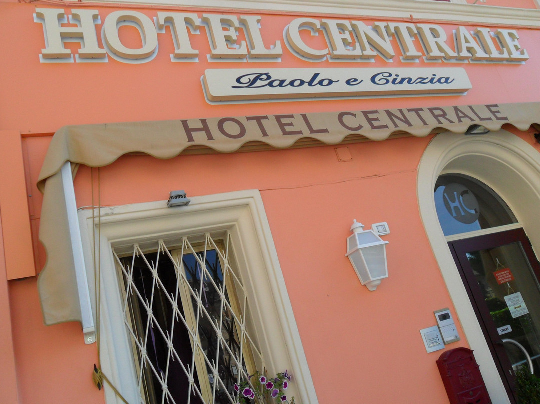 Province of Ancona酒店住宿-Hotel Centrale