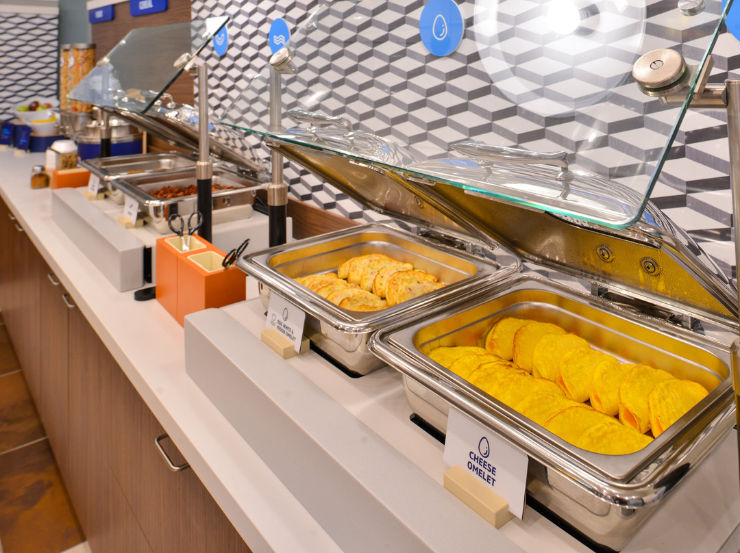 Holiday Inn Express & Suites Chanute By IHG主图