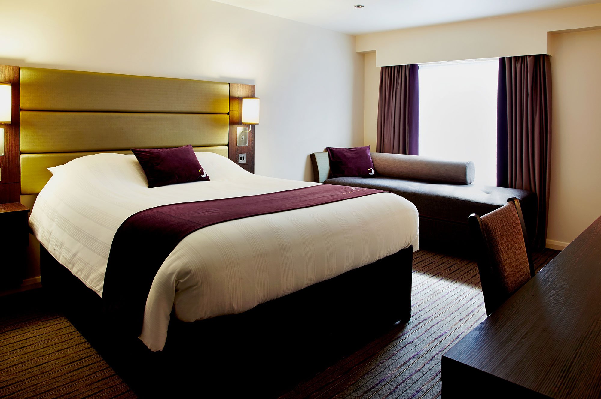 Premier Inn Epsom Town Centre-官方