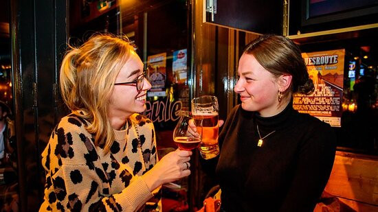 Beer & Sports Bar De Bascule-Helmond必去景点