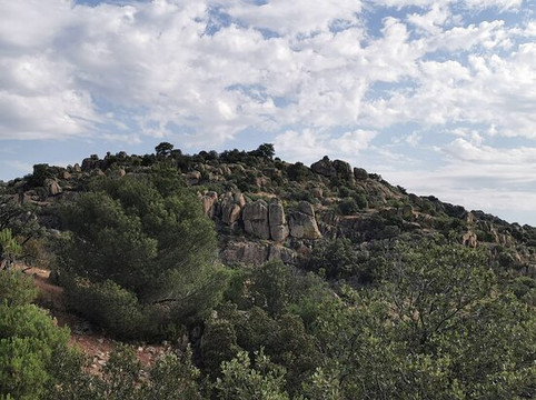 Paraje Natural "la Biblioteca"-Galapagar必去景点