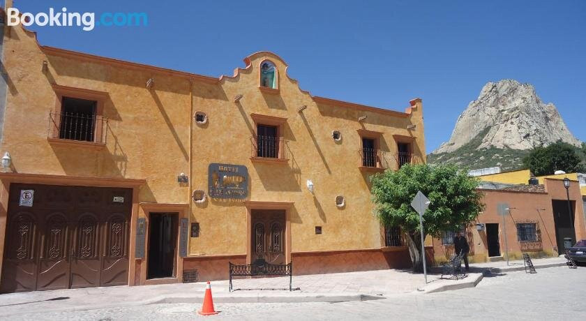 Hotel San Isidro主图