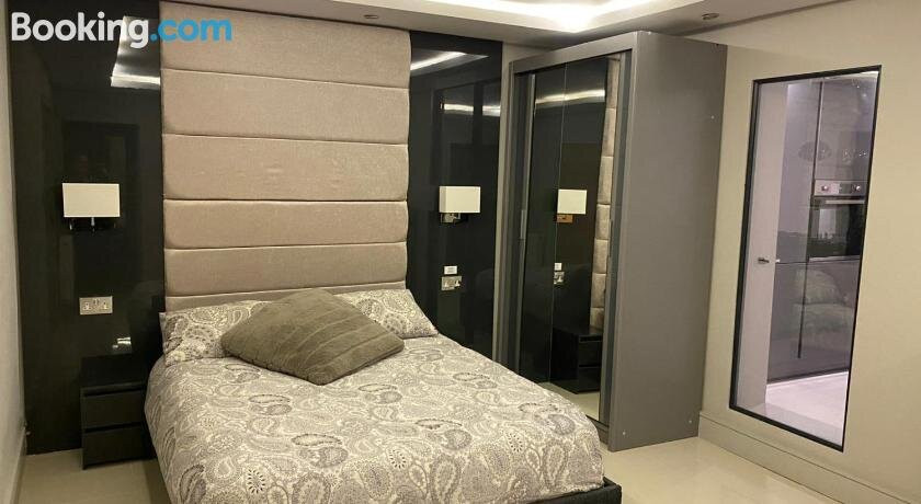 Large Double Room