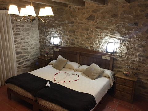 Villar de Peralonso旅游攻略图片