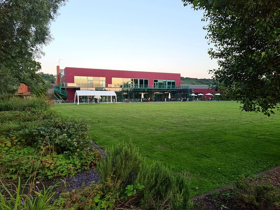 马洛皇冠假日酒店主图