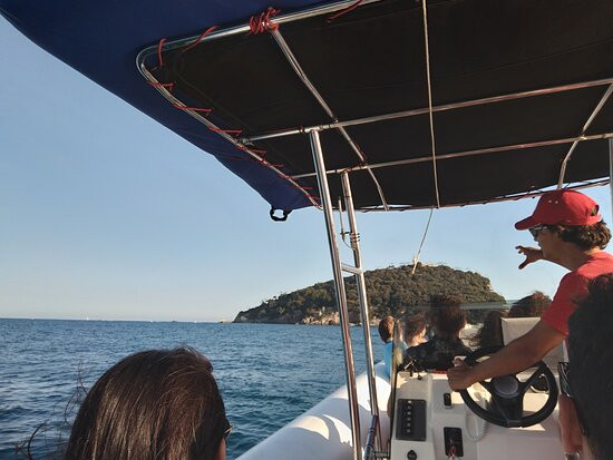 HopHop Boat-拉斯佩齐亚必去景点