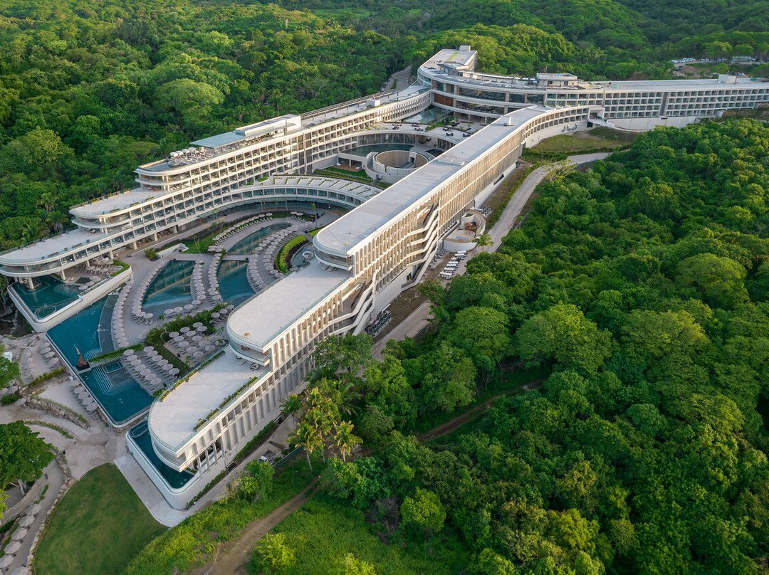 Secrets Bahia Mita Surf & Spa Resort主图
