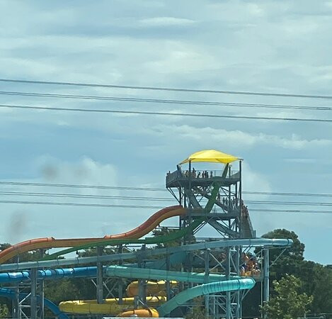 H2OBX Waterpark景点图片