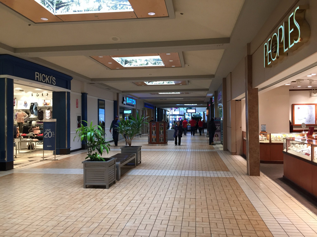 Pine Centre Mall景点图片