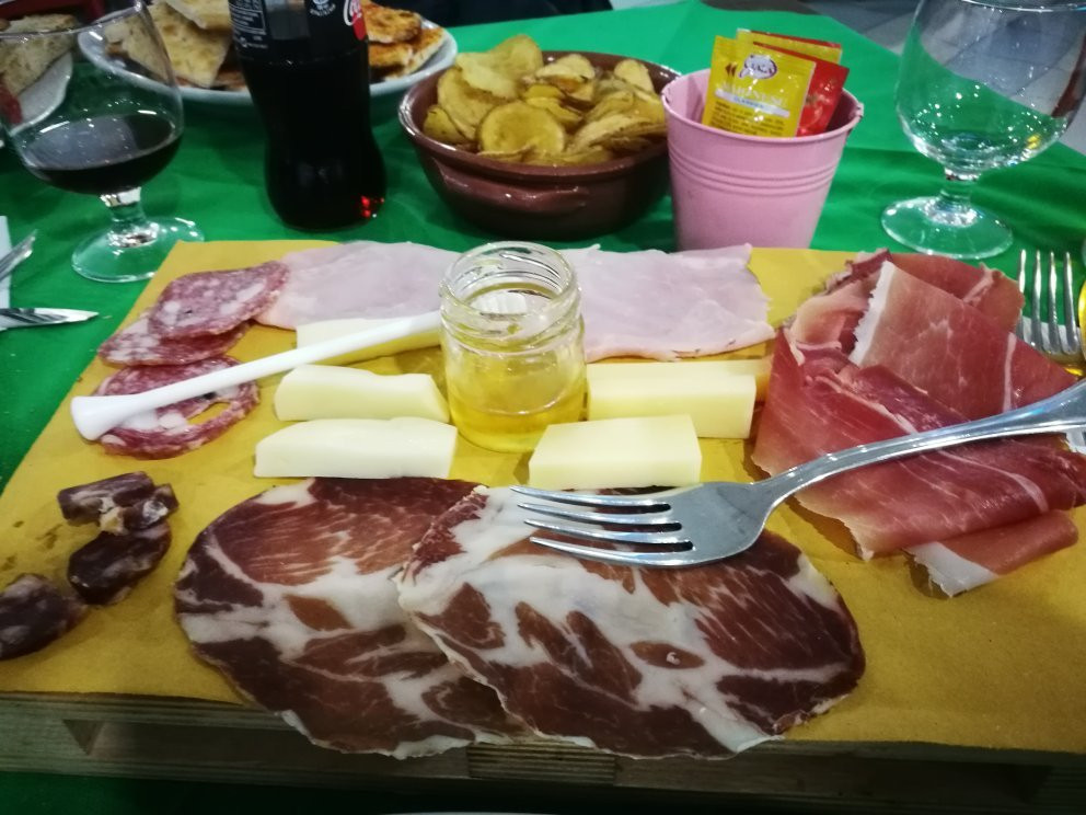 Planet Garden - Calzoneria