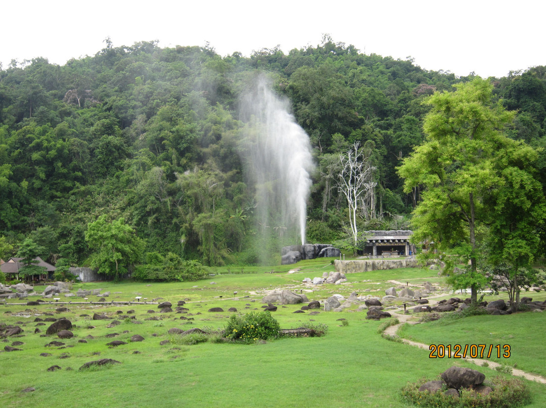 Doi Pha Hom Pok National Park景点图片