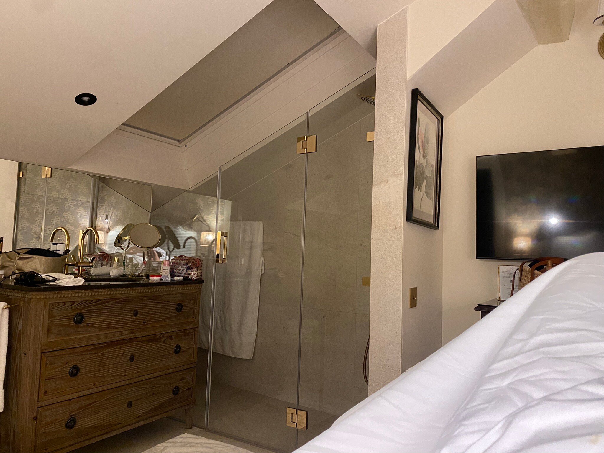 Helguera Palacio Boutique Antique-官方