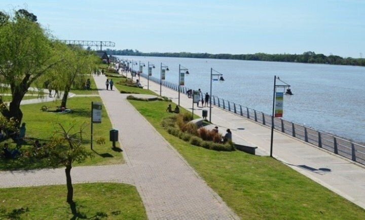 Las Costanera Publica景点图片