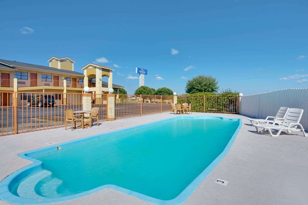 Baymont by Wyndham Terrell主图