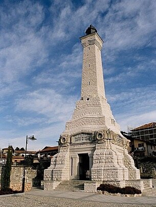 Monumento ai Caduti景点图片