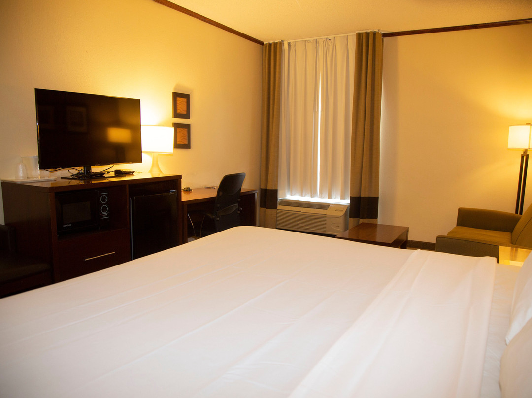 Ardmore Inn & Suites Ardmore主图