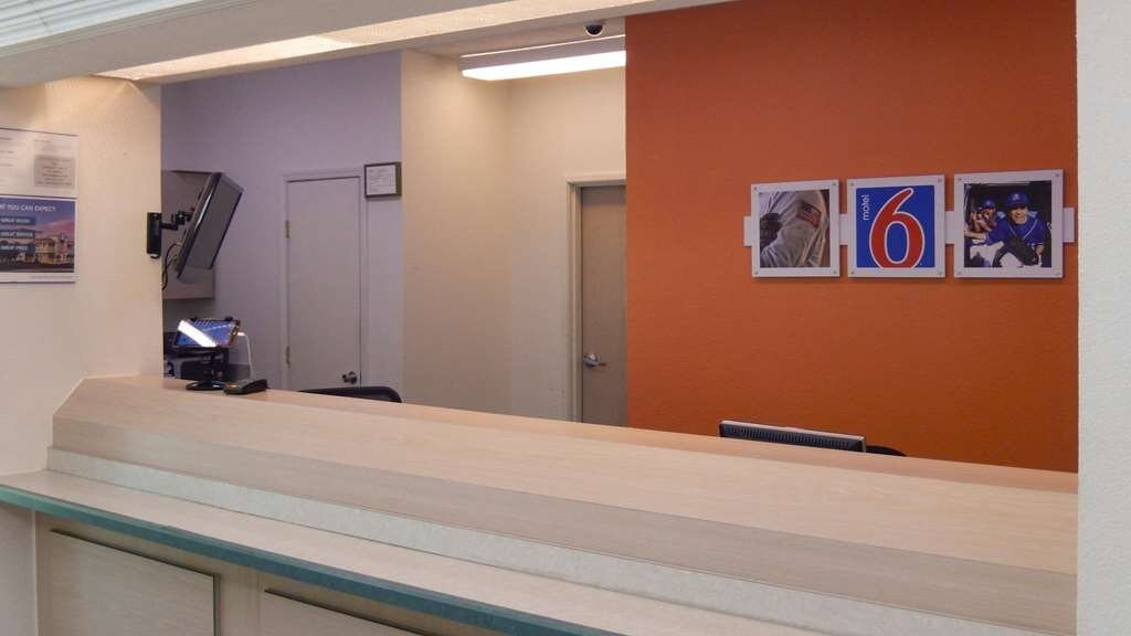 Motel 6 Weatherford主图