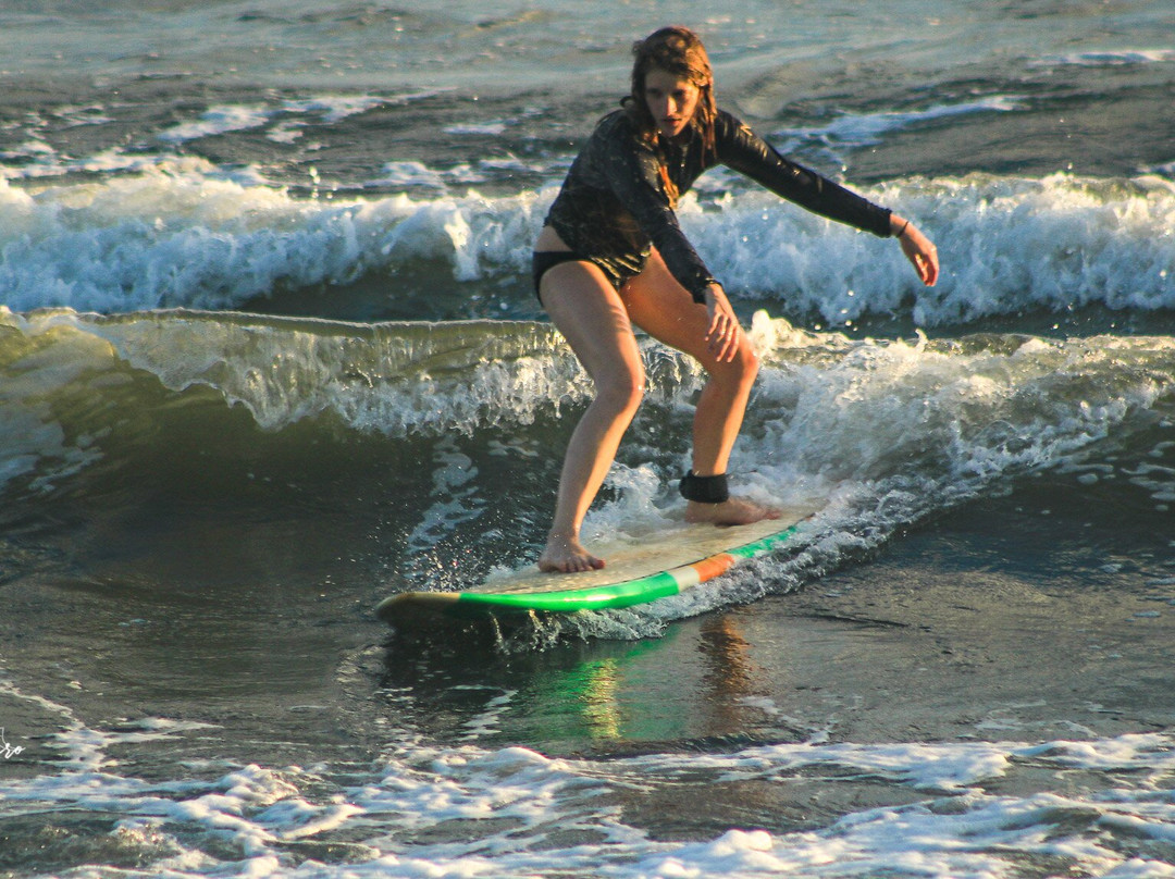 Aloha Surf Esterillos Oeste景点图片