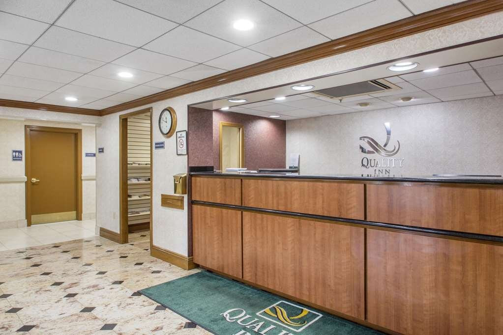 Quality Inn Near Princeton主图