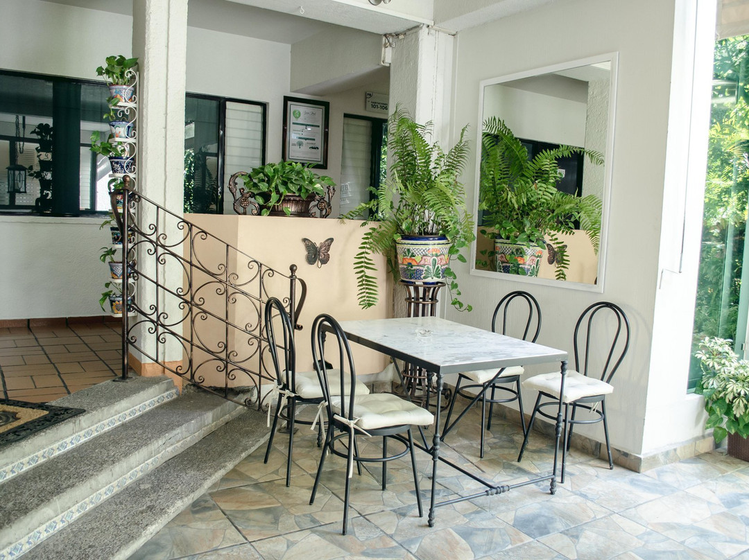 Hotel & Restaurante Garcia Peral主图