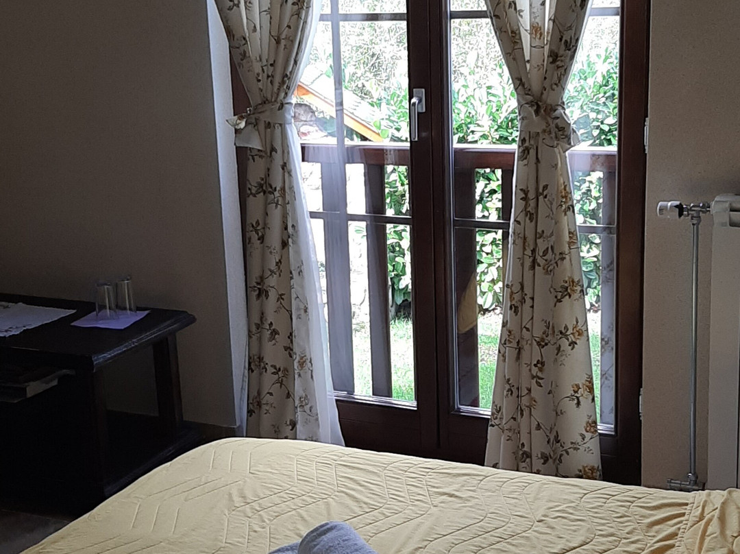 Rooms and Apartments Mirovic主图