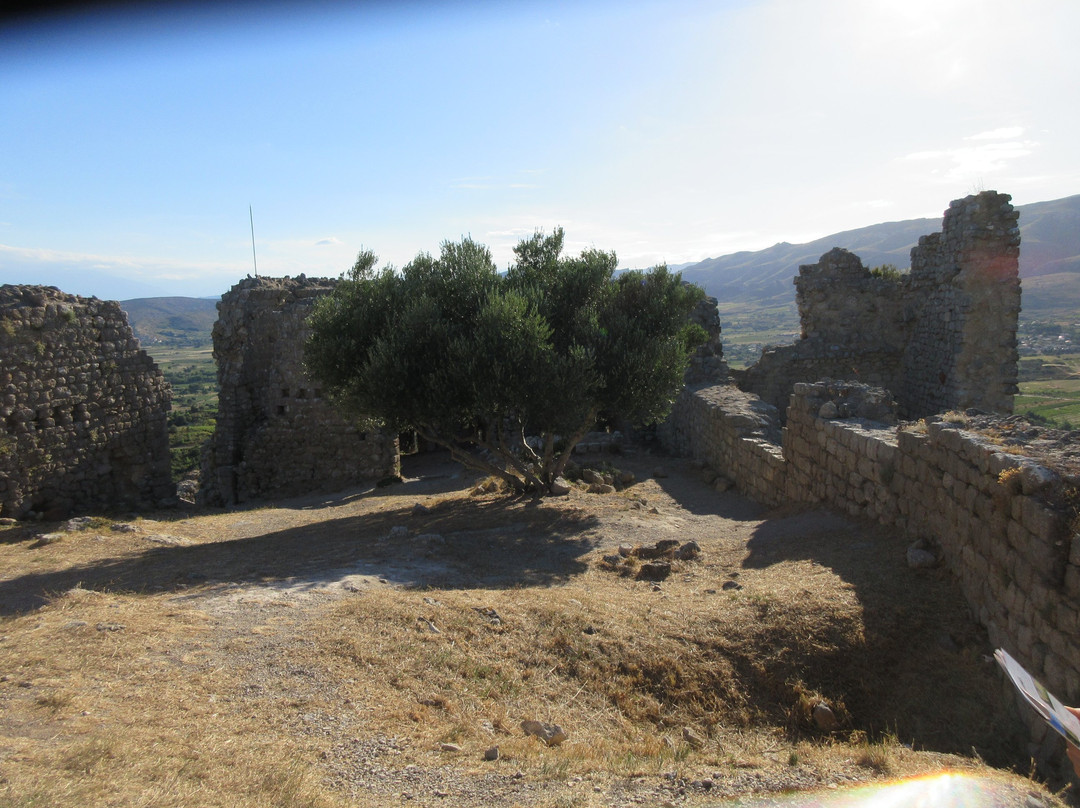 Château d'Aguilar景点图片