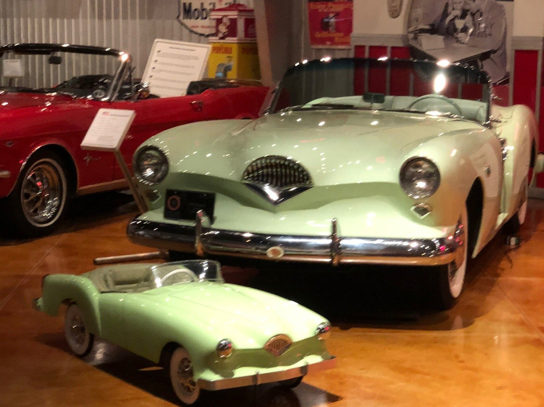 Snook's Dream Cars-鲍灵格林必去景点