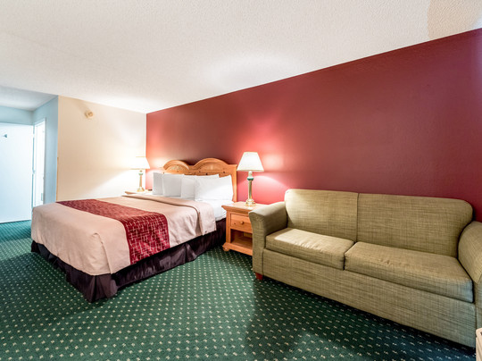 Red Roof Inn & Suites Knoxville East主图