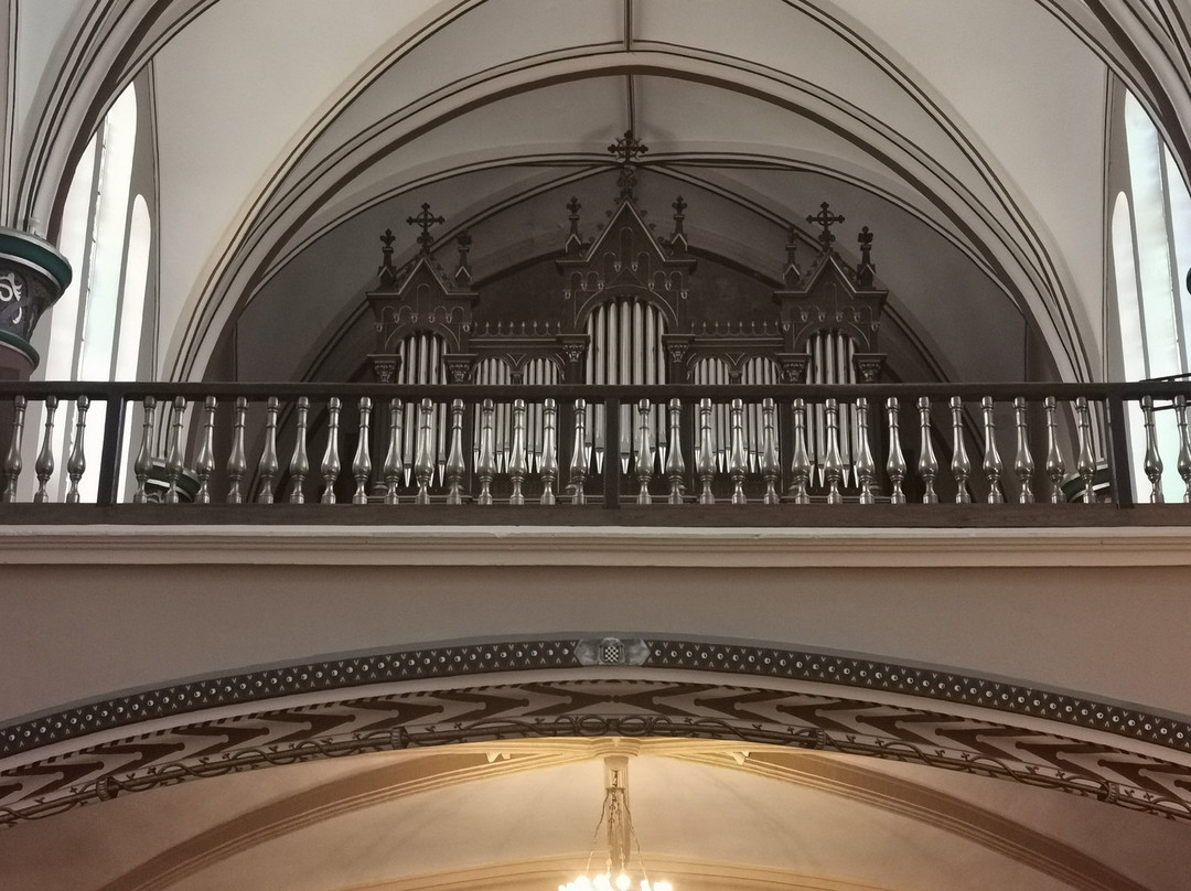 Iglesia De Santiago-Elizondo必去景点