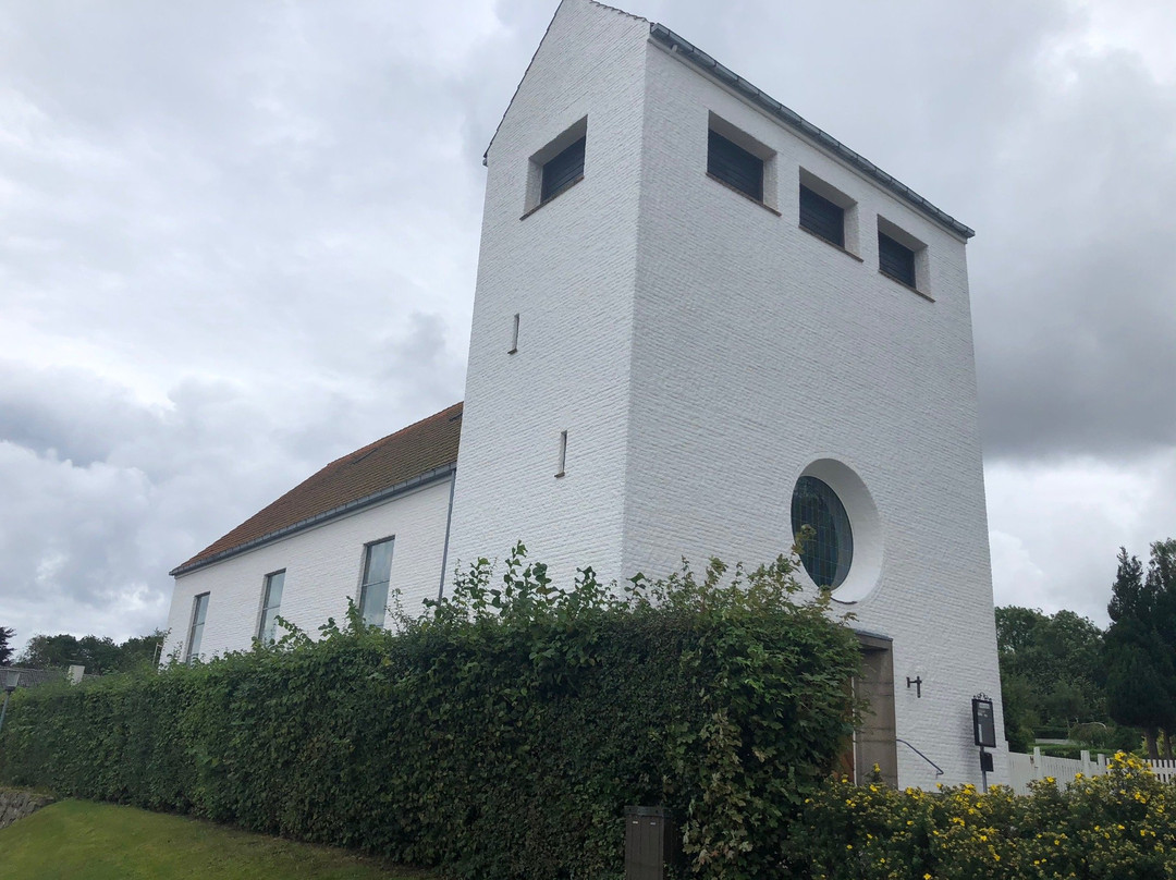 Tejn Kirke