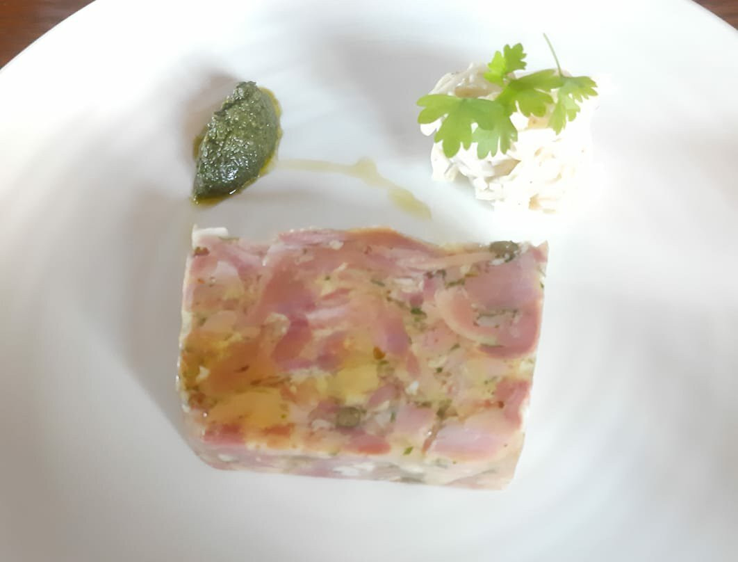 维尔德哈尼酒店主图