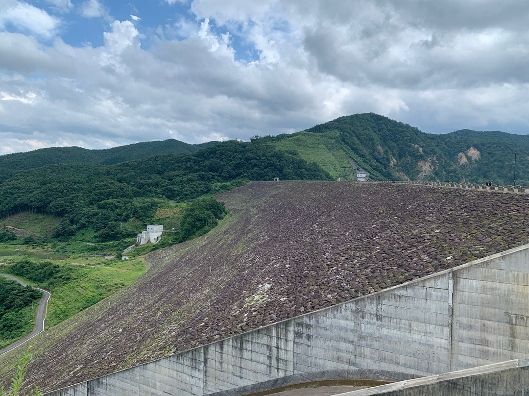 Isawa Dam景点图片